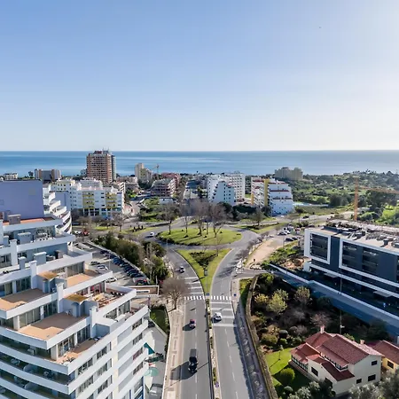 Spectacular 2 Bed Apartment, Huge Terrace And Sea View *