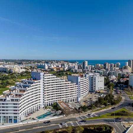 Spectacular 2 Bed Apartment, Huge Terrace And Sea View * Portimao