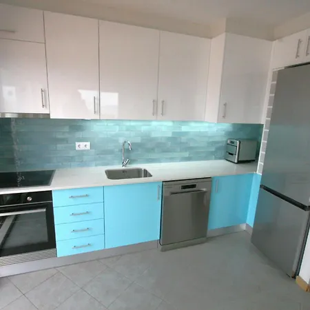 Daire Spectacular 2 Bed Apartment, Huge Terrace And Sea View *
