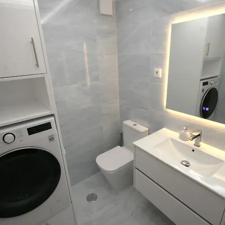 Daire Spectacular 2 Bed Apartment, Huge Terrace And Sea View Portimão