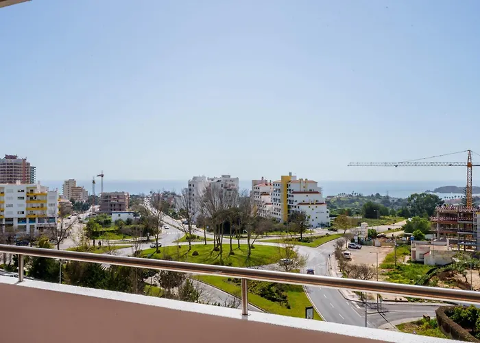 Spectacular 2 Bed Apartment, Huge Terrace And Sea View Portimão