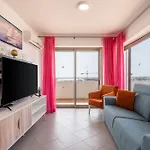 Spectacular 2 Bed Apartment, Huge Terrace And Sea View Portimão