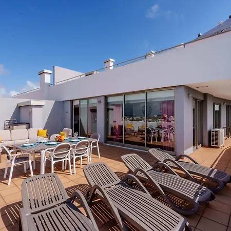 Spectacular 2 Bed Apartment, Huge Terrace And Sea View Apartment Portimão